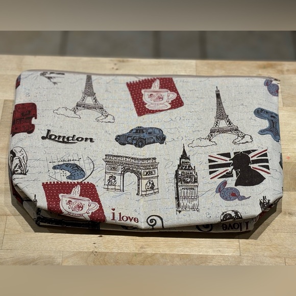 Handmade London cotton zippered bag one of a kind - Picture 6 of 7